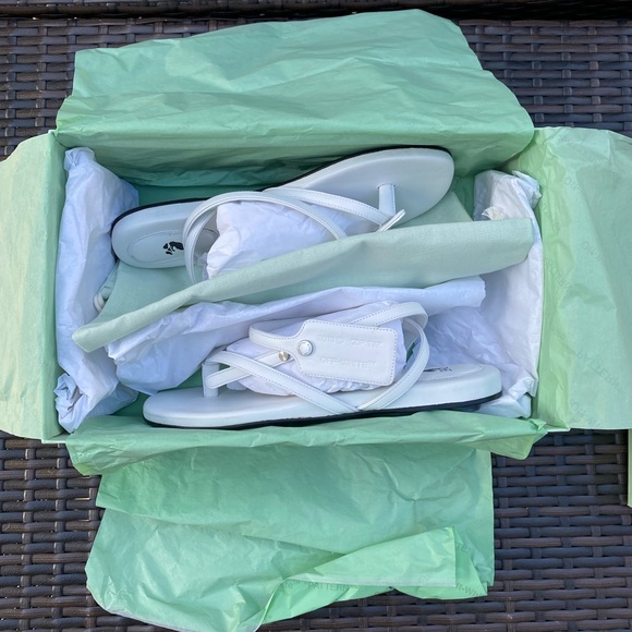 Off-White Zip-tie Leather Flat Sandals - Picture 2 of 13